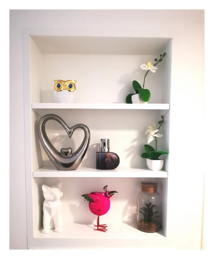 Studio Neuf Paris La Defense Metro 15 Rueil - Suresnes - Mont Valerien المظهر الخارجي الصورة